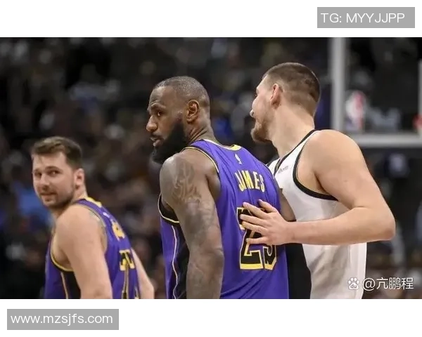 2019年NBA总决赛首战勇士对决猛龙精彩回顾与赛况分析 2019年NBA总决赛首战勇士对决猛龙精彩回顾与赛况分析